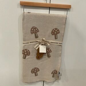 Mushroom Patterned Cream and beige knit baby  Blanket